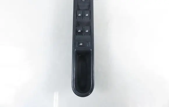 Renault Espace - Grand espace IV Electric window control switch 8200519355