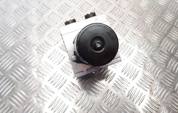 Peugeot 407 ABS Pump 15710605
