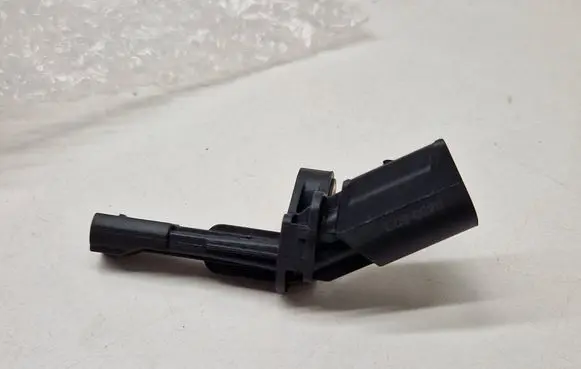 Volkswagen Golf V ABS rear brake sensor 1K0927808