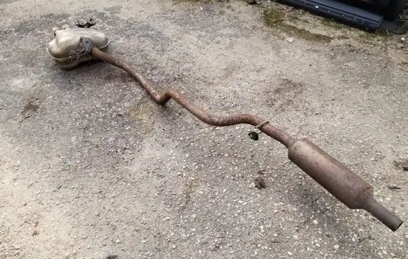 Volkswagen PASSAT B6 Muffler/silencer 3C0253611D