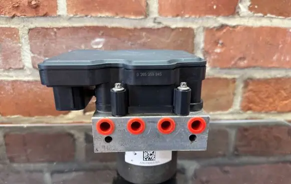 Mercedes-Benz Sprinter W907 W910 ABS Pump A9079003703 269943