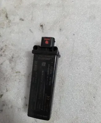 BMW 7 F01 F02 F03 F04 Tire pressure control unit 6871056