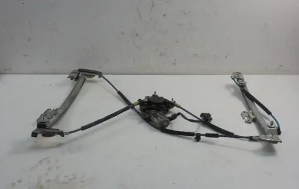 Alfa Romeo GTV Front door window regulator with motor 606815920
