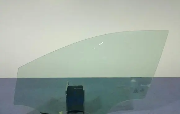 KIA Sportage Front door window glass four-door 