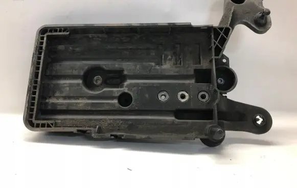 Volkswagen Golf VII Battery tray 5Q0915321G