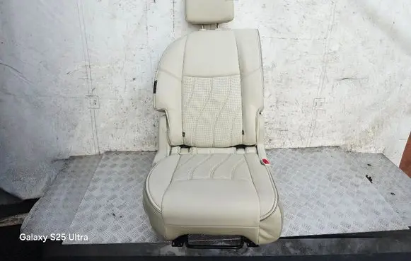 Infiniti QX60 L50 Rear seat 