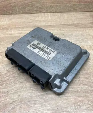 Volkswagen PASSAT B5 Engine control unit/module ECU 038906018FS 0281010171