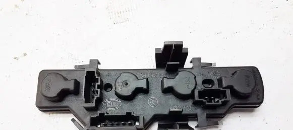Volkswagen Polo III 6N 6N2 6NF Tail light bulb cover holder 6N0945257B
