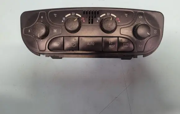 Mercedes-Benz C W203 Climate control unit A2038300285