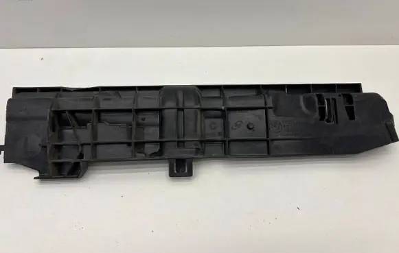 BMW M3 e92 Radiator mount bracket 17107524912 11074810