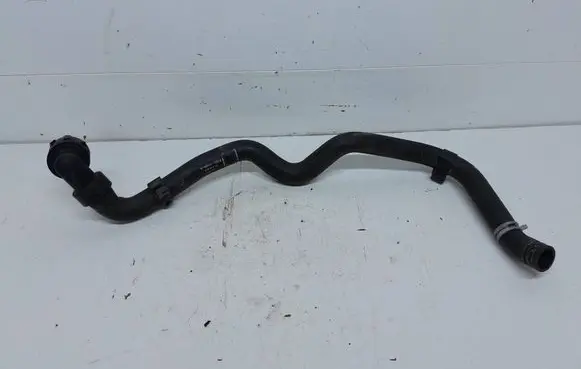 Volvo V60 Engine coolant pipe/hose 31338810