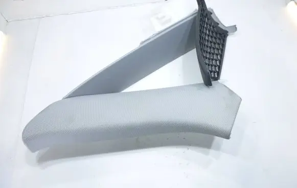 (C) pillar trim