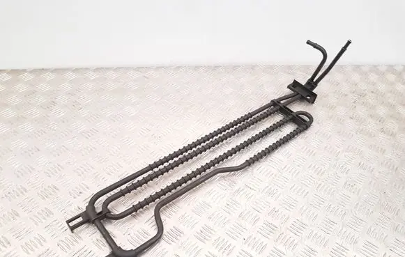 Mercedes-Benz C W204 Power steering radiator A2044601024