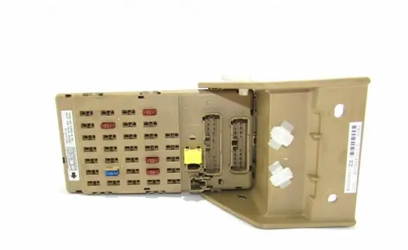 Subaru Forester SH Fuse module 82201FG010