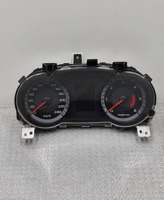 Citroen C-Crosser Speedometer (instrument cluster) 8100A485A 528050H