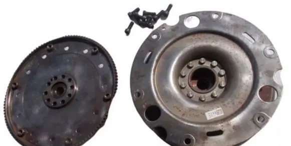 Audi A5 8T 8F Dual mass flywheel OAW105317Q 059105323BN