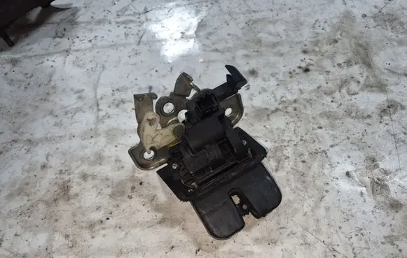 Audi A6 S6 C6 4F Tailgate/trunk/boot lock/catch/latch