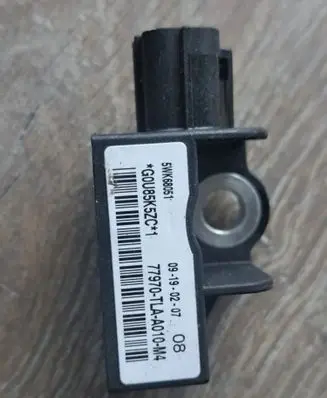 Honda CR-V Other devices 77970TLAA010M4