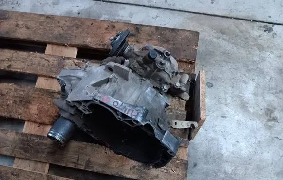 Fiat Punto (176) Manual 5 speed gearbox 7780656