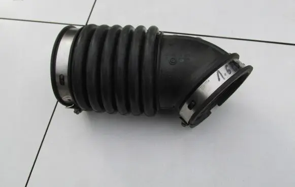 Ford Focus Intake resonator 