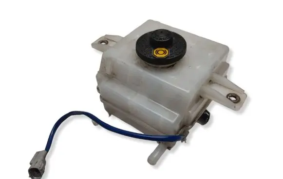 Toyota Auris E180 Brake fluid reservoir 472300D180