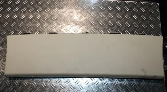 (D)pillar trim (top)