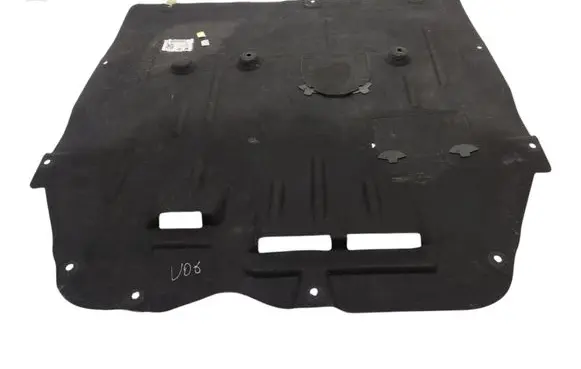 BMW 2 Active Tourer U06 Engine splash shield/under tray 8498395