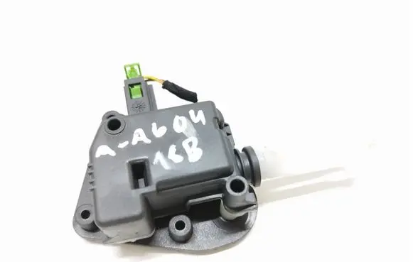 Audi A6 S6 C5 4B Tailgate boot lock/latch motor 8E9827833