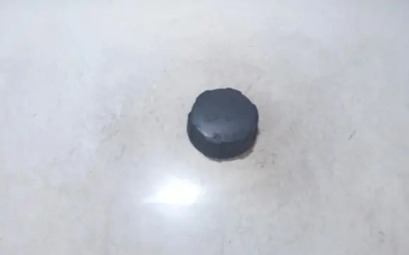 Volvo S40, V40 Oil filler cap 30810756