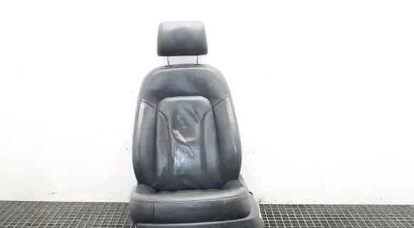 Audi Q7 4L Front driver seat 