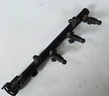 Volkswagen Polo III 6N 6N2 6NF Fuel main line pipe 030133319G 030133319C 0280151031