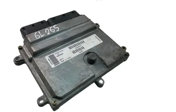 Volvo S40, V40 Engine control unit/module ECU P30650677