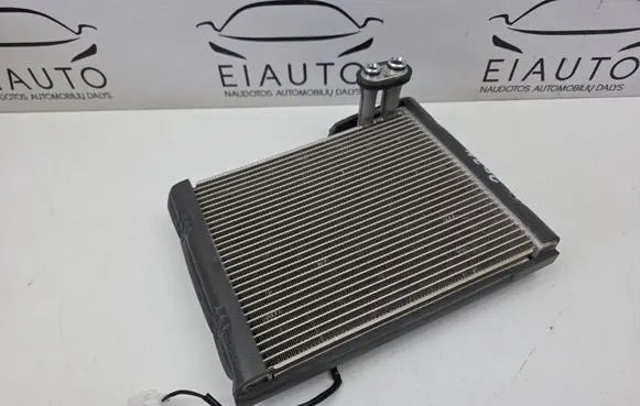 Air conditioning (A/C) radiator (interior)