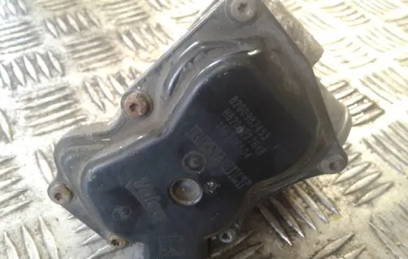 Opel Movano B Throttle valve 8200987453