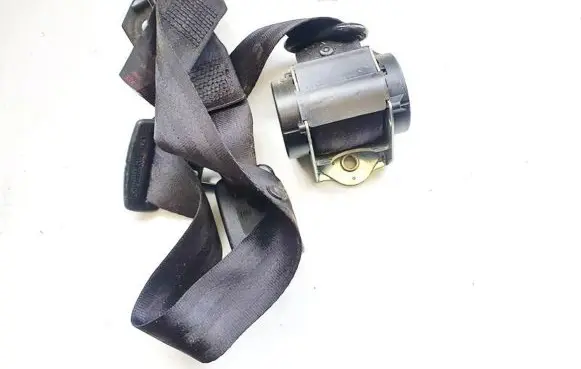 Nissan Primera Middle seatbelt (rear) 88843av800 e9047062