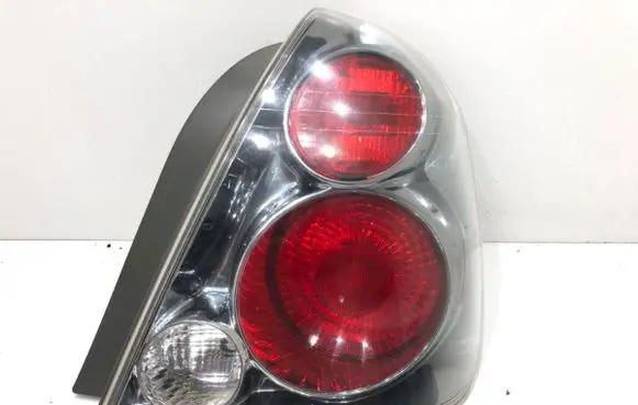 Rear/tail lights