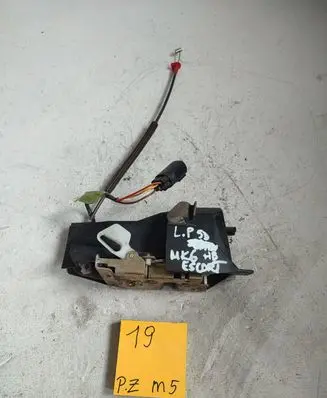 Ford Escort Front door lock 89473299