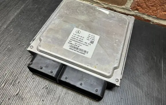 Mercedes-Benz Sprinter W906 Engine control unit/module A6519003603 28597447XXX3