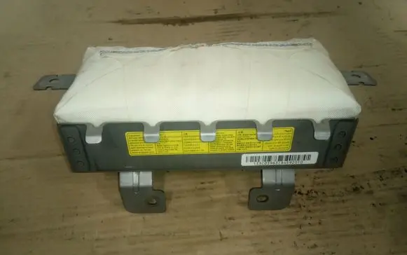 Hyundai i40 Passenger airbag 845303Z000 3Z84591019