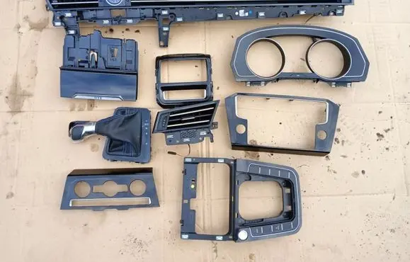 Volkswagen PASSAT B8 Dashboard glove box trim CAX9457