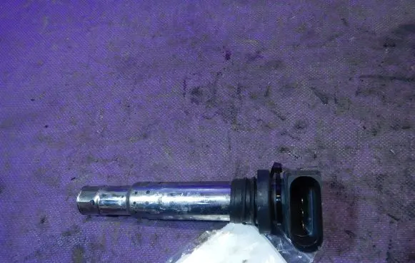 Seat Toledo II (1M) High voltage ignition coil 036905715G