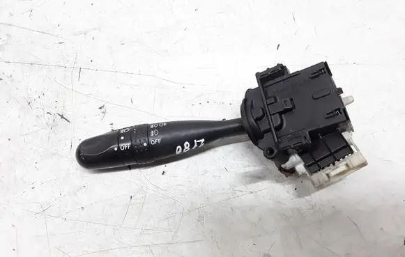 Toyota Corolla E120 E130 Indicator stalk 173681