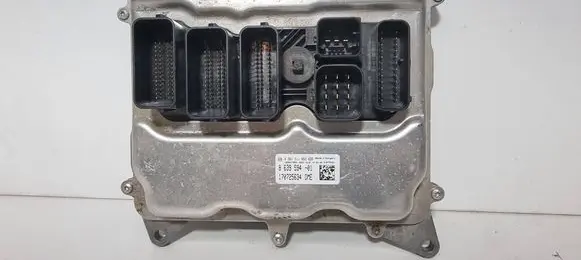 BMW 2 F22 F23 Engine control unit/module 8639594 0261S11652 170725634