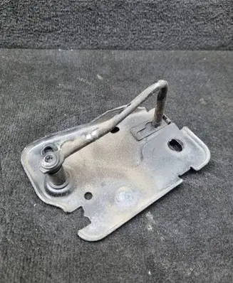 Audi Q7 4M Engine bonnet/hood lock/latch loop/hook 4M0823186C