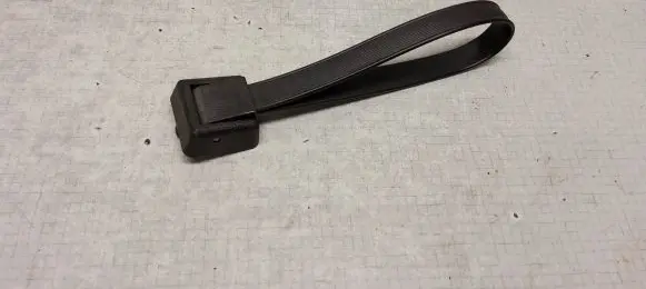 Volkswagen Caddy Rear door handle trim 7H0829621