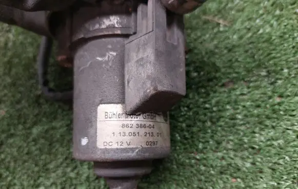Audi A8 S8 D3 4E Vacuum pump 8E0927317D