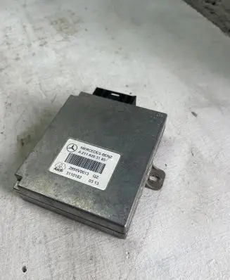Mercedes-Benz E W211 Other control units/modules A2118203185 2855V0013 3110182