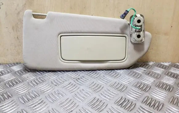 Volvo XC90 Sun visor