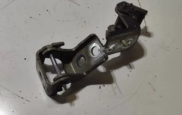 Peugeot 2008 II Front door hinge set 