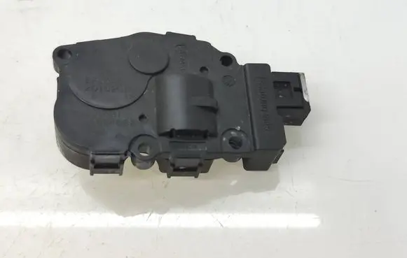 Porsche Cayenne (92A) Air flap motor/actuator EFB340 20102010 52424892